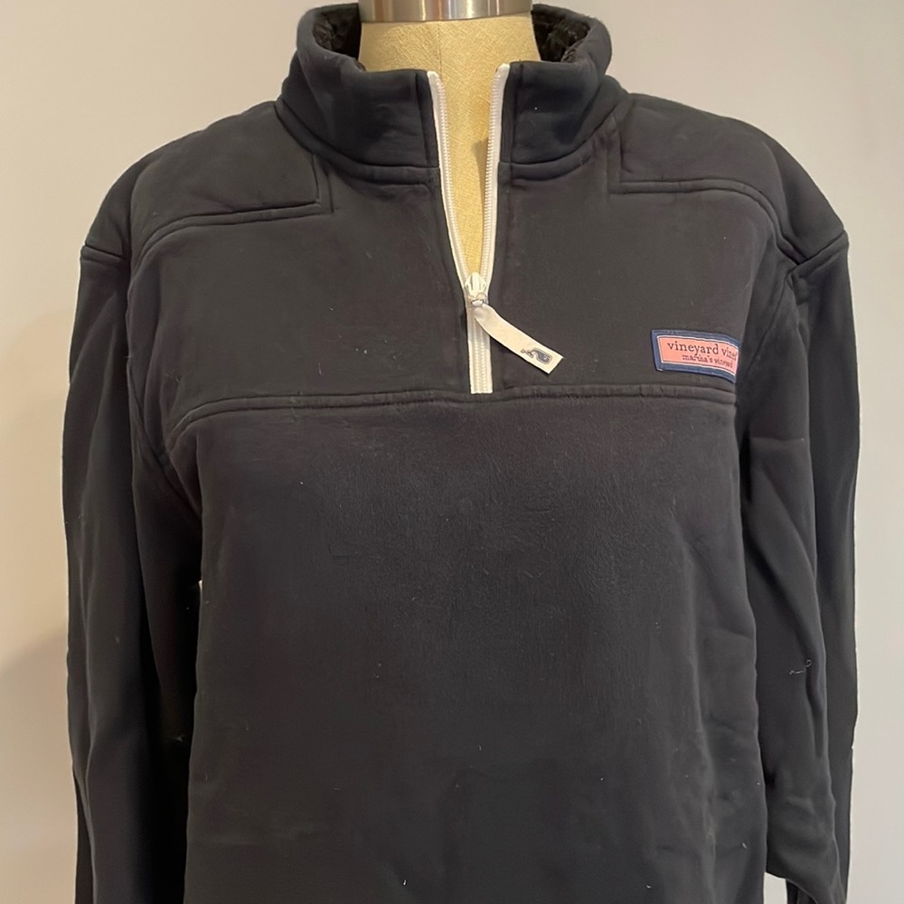 Lock sleeve zip mock